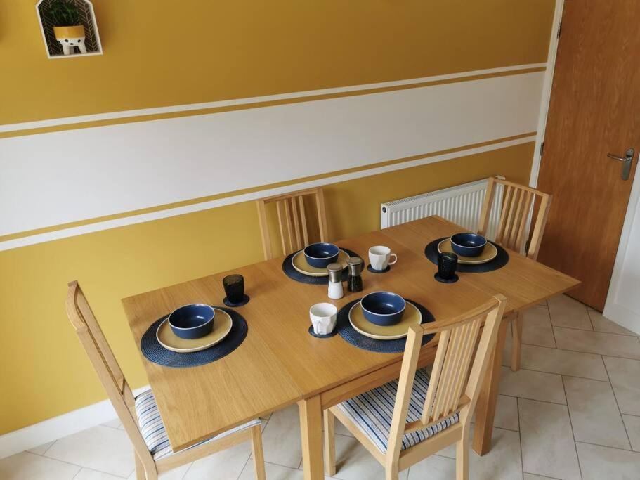 Modern Roomy 3 Bedroom Home Pershore Eksteriør bilde